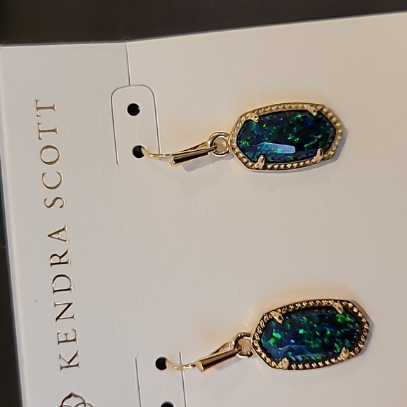 NWT KENDRA SCOTT KYOCERA OPAL EARRINGS 14K GOLD PLATED OVER BRASS DAINTY STYLE - Picture 6 of 6